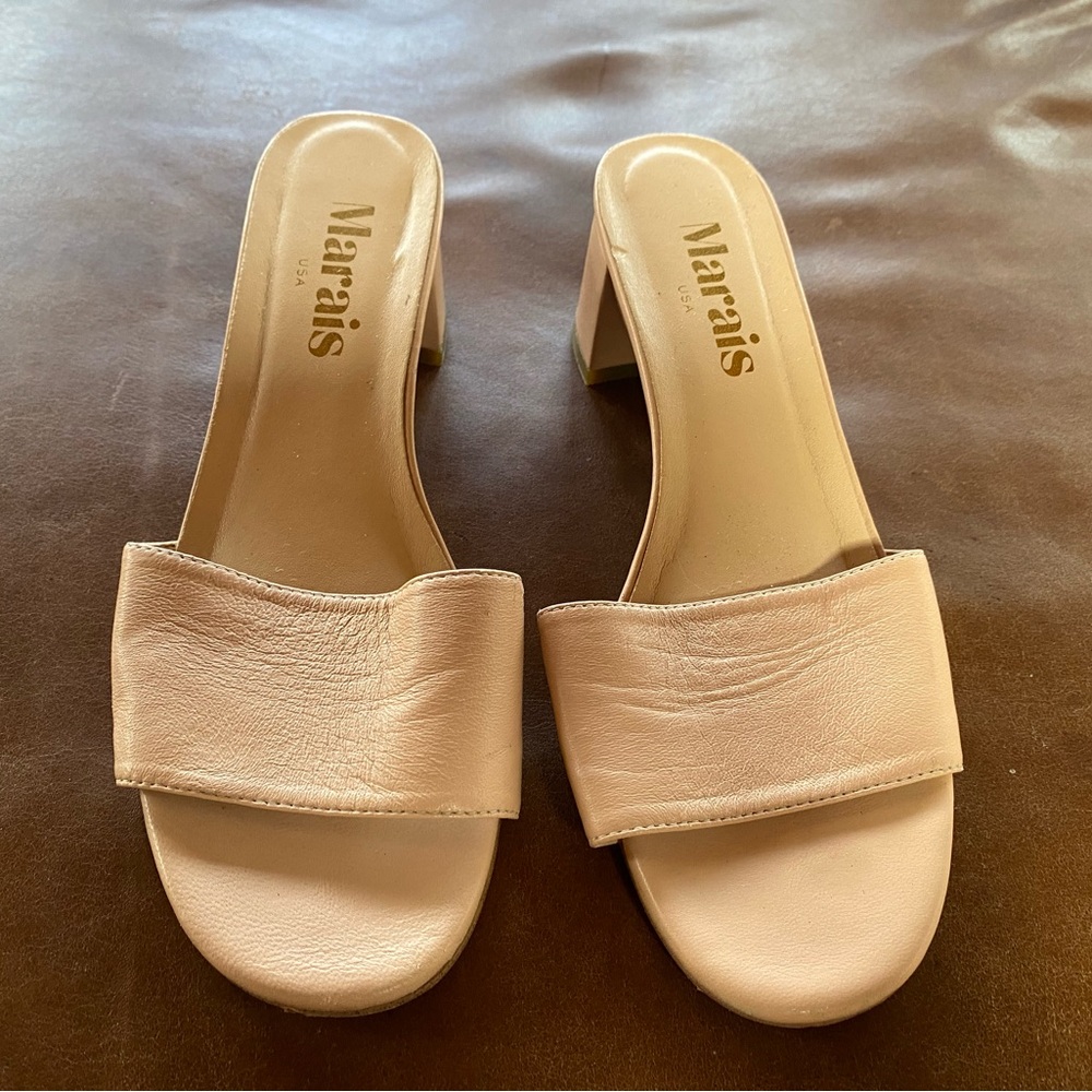 Cream Heeled slides